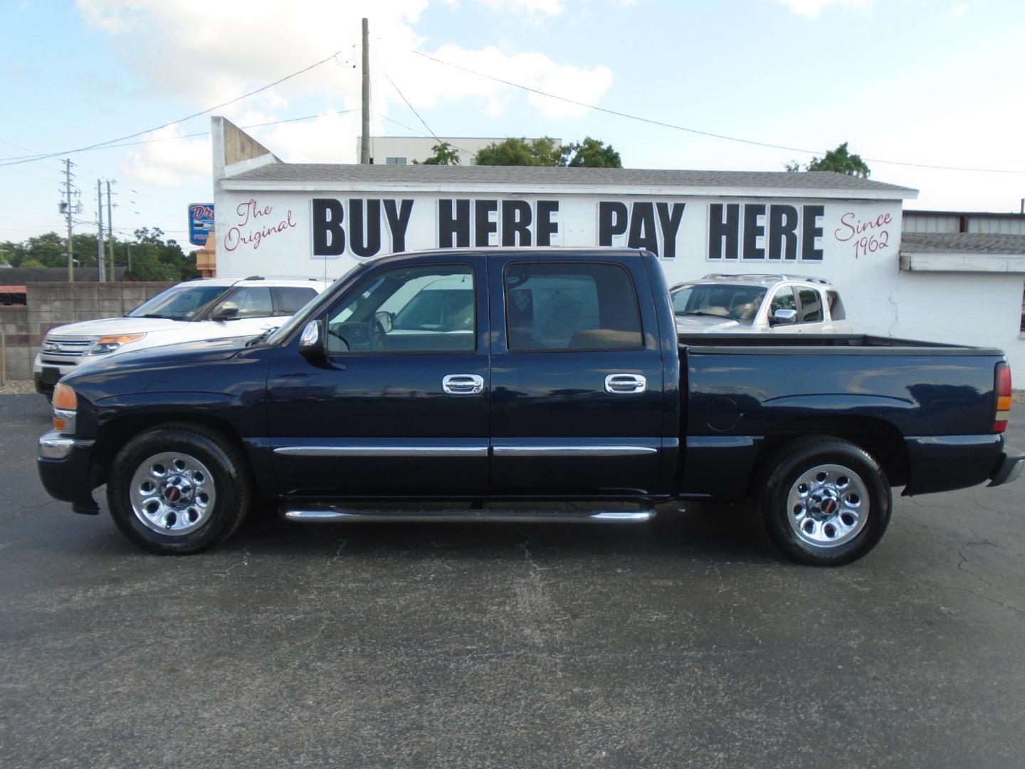 2006 GMC Sierra 1500 (2GTEC13V461) , located at 6112 N Florida Avenue, Tampa, FL, 33604, (888) 521-5131, 27.954929, -82.459534 - Photo#0